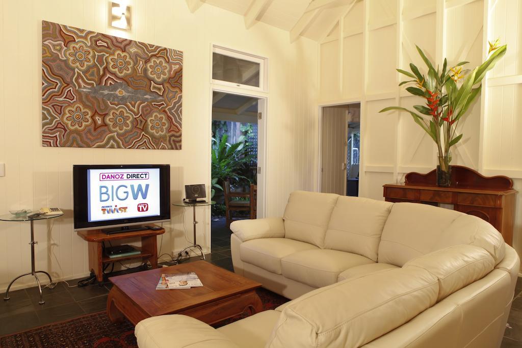 Port Douglas Cottage & Lodge Room photo