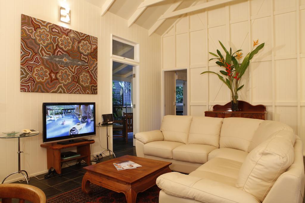 Port Douglas Cottage & Lodge Room photo