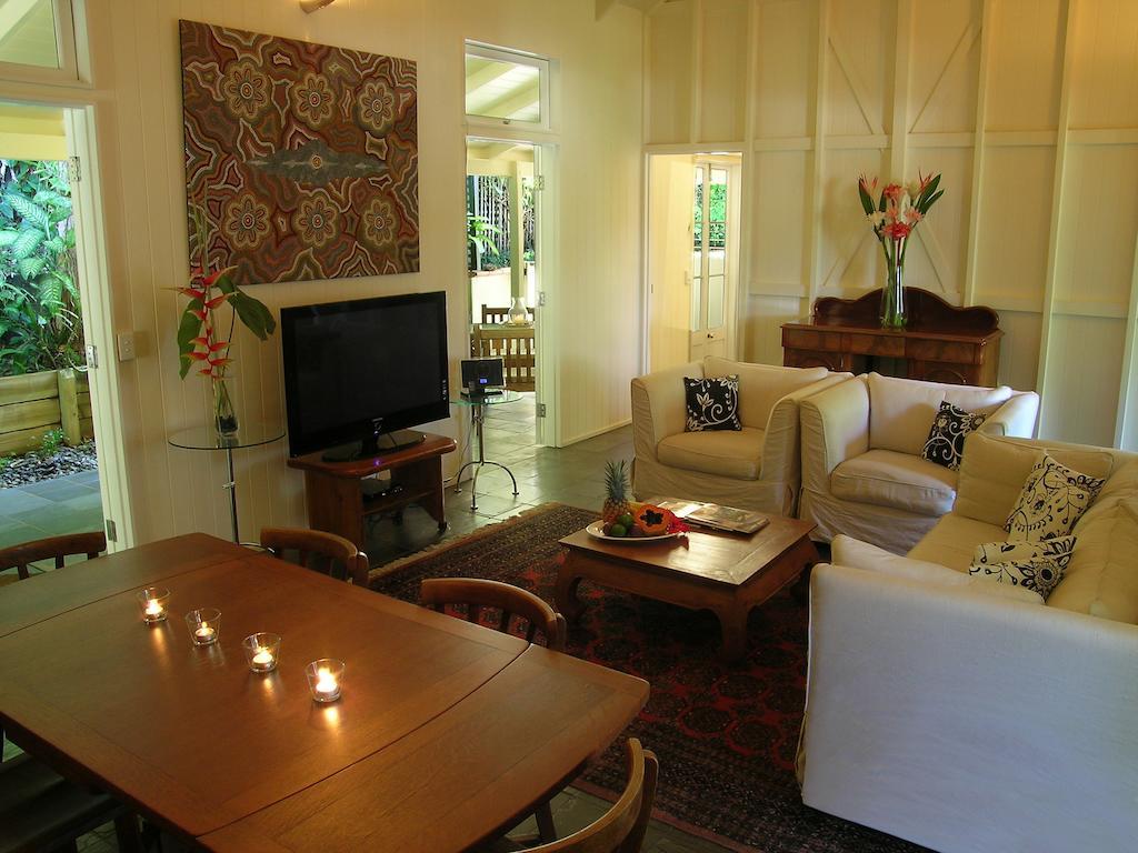Port Douglas Cottage & Lodge Room photo