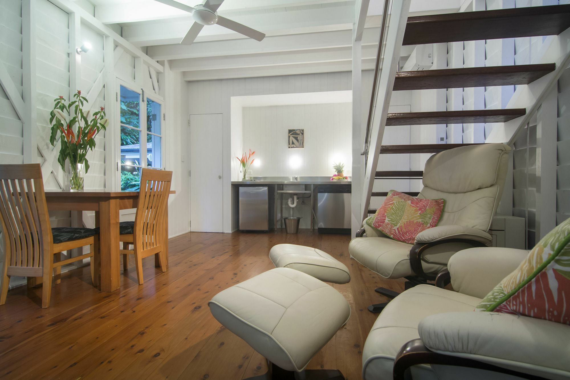 Port Douglas Cottage & Lodge Exterior photo
