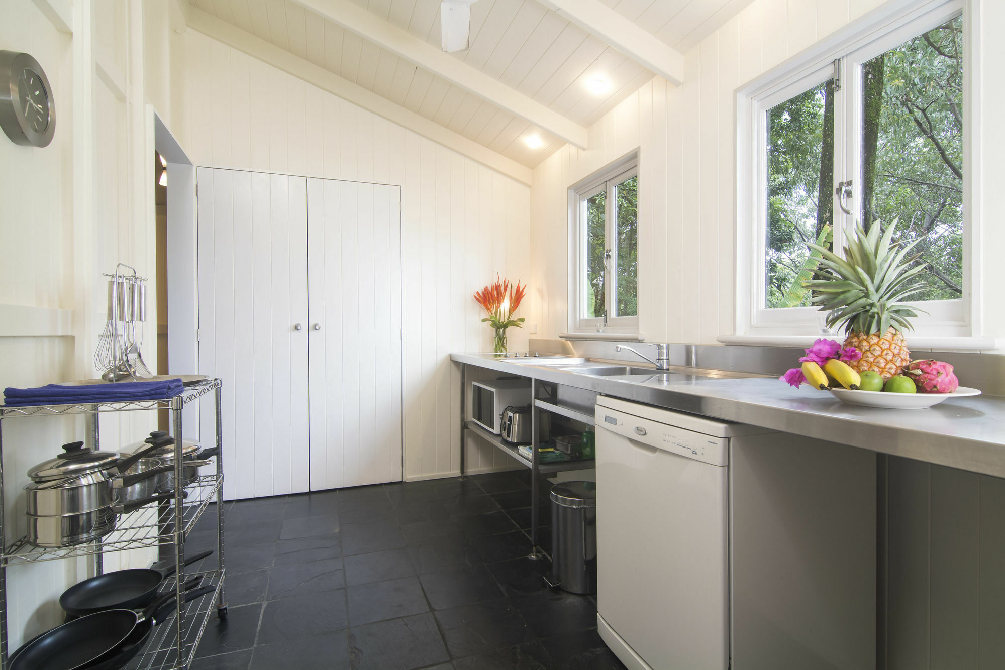 Port Douglas Cottage & Lodge Exterior photo