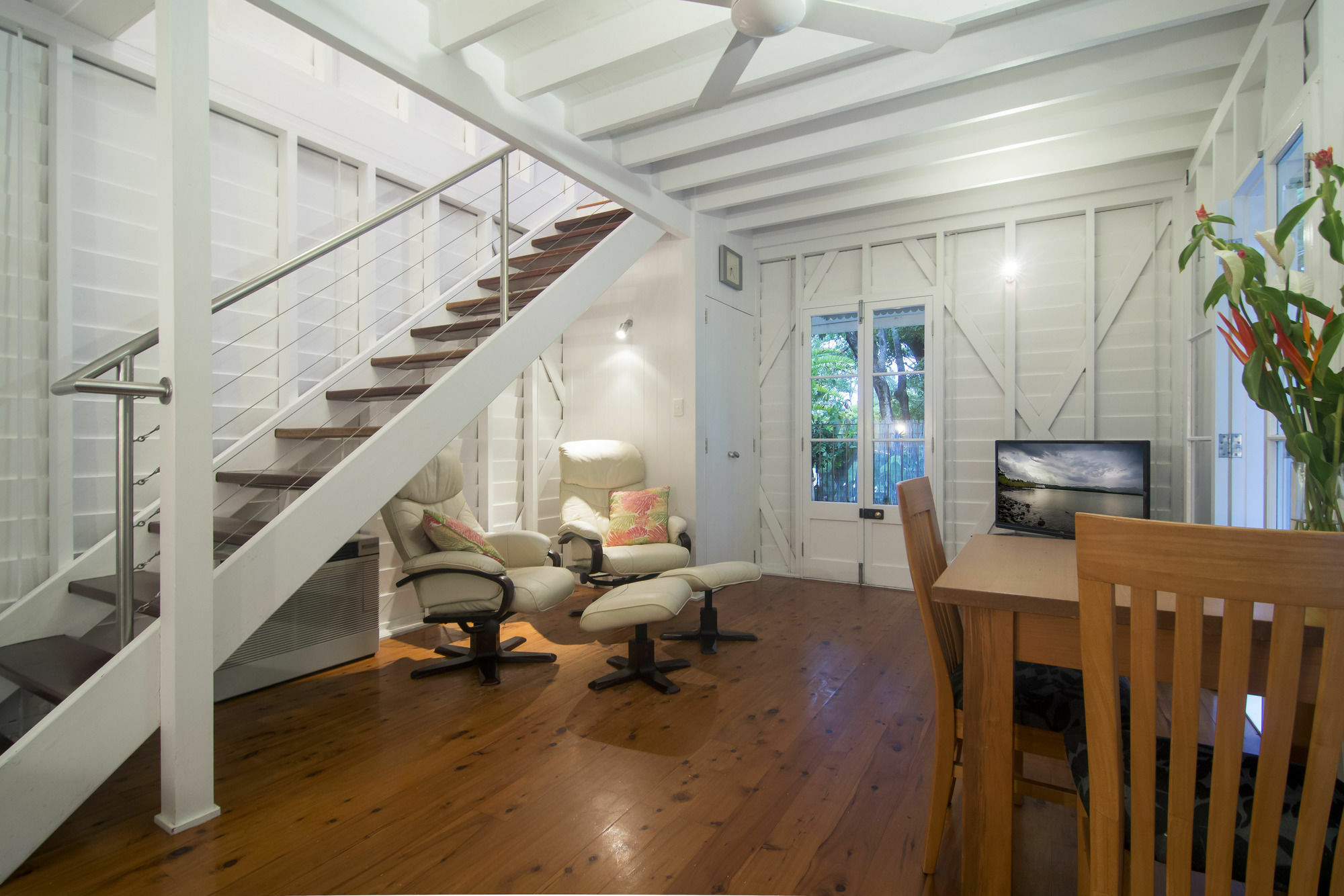 Port Douglas Cottage & Lodge Exterior photo